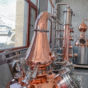 Cuivre Acier Inoxydable 150L Spiritueux Distillateur Colonne 4 Couches Still <span class=keywords><strong>Gin</strong></span> Panier Whisky Brandy Rhum Équipement y compris Réservoir <span class=keywords><strong>De</strong></span> Stockage - Product Image 5