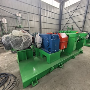 Máquina trituradora de reciclaje de neumáticos de alta eficiencia de 30 mallas que convierte neumáticos en polvo y <span class=keywords><strong>migas</strong></span> de caucho - Product Image 3