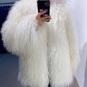 <span class=keywords><strong>Cappotto</strong></span> in Pelliccia Caldo e Versatile da Donna, Nuovo Stile Invernale 2026 Europeo e Americano, Resistente al Freddo, di Tendenza - Vendita Calda - Product Image 3