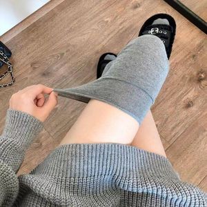 ถุงเท้ายาวถึงเข่าผ้าฝ้ายสีขาวสำหรับผู้หญิงสำหรับสวมใส่แบบลำลอง - Product Image 3