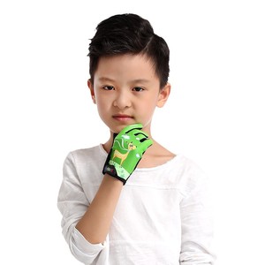 Gants de cyclisme pour enfants, imprimé girafe verte, respirants, absorbant les chocs, gants de vélo à doigts longs pour enfants - Product Image 3