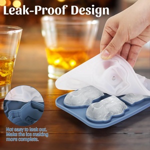 Molde de silicona 3D con diseño de astronauta OEM ODM, bandeja de silicona flexible para cubitos de hielo y helados, sin BPA - Product Image 4