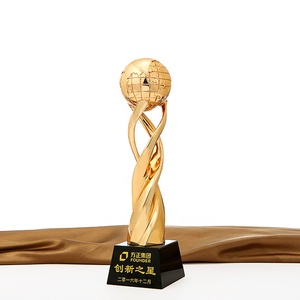 Crystal sports awards <span class=keywords><strong>trofei</strong></span> in resina placcata oro in metallo personalizzati globali <span class=keywords><strong>per</strong></span> la cerimonia di premi della competizione o dell'azienda - Product Image 4