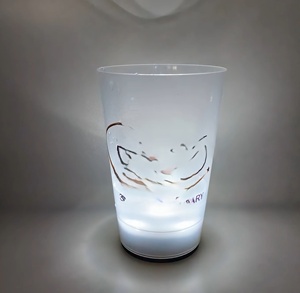 Bicchiere in Plastica LED Luminoso, Durevole, Leggero, Riutilizzabile ed Ecologico con Coperchio e Cannuccia per Feste ed Eventi - Product Image 5