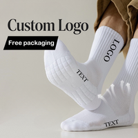 Chaussettes personnalisées brodées pour hommes et femmes, chaussettes de sport respirantes à fond en tissu éponge pour la course à pied et le basketball, personnalisables
