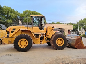 Chargeuse sur pneus Volvo L120 d'occasion fabriquée en Suède, modèles L120G, L120H - Product Image 5