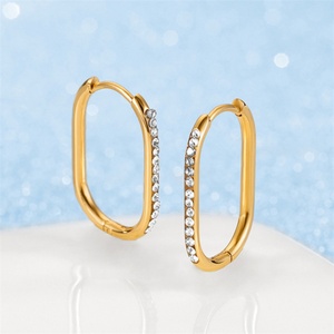 Boucles d'oreilles classiques en acier inoxydable de haute qualité, plaquées or 18 carats, zircon coréen - Product Image 5