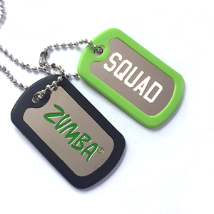 Venta al por mayor <span class=keywords><strong>de</strong></span> aleación <span class=keywords><strong>de</strong></span> aluminio Metal Etiqueta <span class=keywords><strong>de</strong></span> perro <span class=keywords><strong>de</strong></span> moda Hip Hop etiqueta collar Cool hombres mujeres esmalte Logo letra plata Etiqueta <span class=keywords><strong>de</strong></span> perro collar - Product Image 2