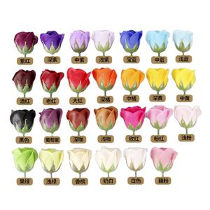 Fábrica al por mayor 6cm espuma jabón rosas hecho <span class=keywords><strong>a</strong></span> mano 50 unids/caja 3 capas <span class=keywords><strong>flores</strong></span> artificiales barato hogar boda rosas decorativas - Product Image 1