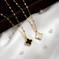 Collier de Bijoux Fantaisie en Gros, Acier Inoxydable Plaqué Or, Élégant Collier Chaîne Papillon Lune pour Femme