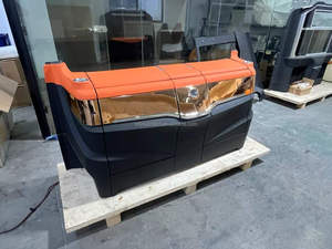 Kit di Aggiornamento Completo per Interni Vito Metris V-Class W447 con Divisorio Nuovo Stile Sedile Posteriore Modificato con Tavolini Pieghevoli e Frigorifero - Product Image 2