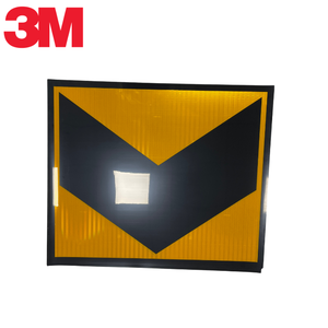 Film réfléchissant microprismatique jaune fluorescent 3M 3940 pour signalisation routière, conforme à la norme ASTM D4956 Type III, impression personnalisée pour signalisation de sécurité - Product Image 2
