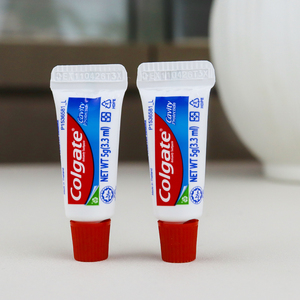 Ensemble d'articles de toilette d'hôtel 5g portable pour <span class=keywords><strong>dentifrice</strong></span> pour hôtel et compagnie aérienne, vente en gros - Product Image 1