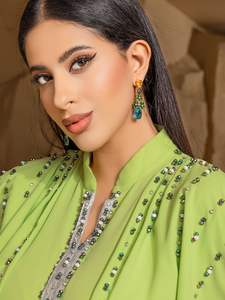 Caftan décontracté à porter au quotidien <span class=keywords><strong>pour</strong></span> les femmes musulmanes Style de robe de bal modeste avec manches longues et hijab Taille naturelle - Product Image 5