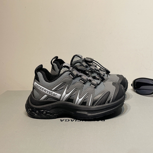 Nouvelles chaussures de sport pour enfants 2025, tailles 9C à 5Y disponibles, style tendance et cool pour garçons et filles, baskets doublées de polaire pour l'hiver - Product Image 2