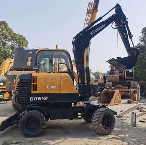 Mini-excavatrice HYUNDAI 60W 60 d'occasion, 6 tonnes, qualité coréenne, faible nombre d'heures, avec godet, certifiée CE, à vendre - Product Image 1