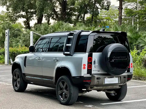 รถยนต์มือสองนำเข้า แลนด์โรเวอร์ ดีเฟนเดอร์ 110 P400 X-DYNAMIC HSE 400PS 5 ที่นั่ง ปี 2023 รถ SUV หรูหราสำหรับขับขี่ออฟโรด - Product Image 5