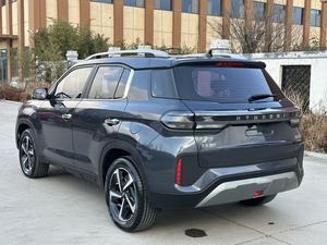 Voiture d'occasion <span class=keywords><strong>Hyundai</strong></span> <span class=keywords><strong>ix35</strong></span> 240TGDi DCT LHD à deux roues motrices, édition GLS Leading, 15 000 km, extérieur bleu, modèle 2022, provenance de Pékin - Product Image 3