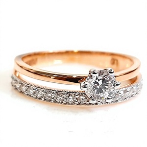 Bagues pour femmes en gros, plaquées or, en argent sterling S925, diamant taille brillant 0,5 carat VS1, style classique pour anniversaire - Product Image 3