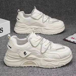 Nouvelles Chaussures de Skateboard Plates en Cuir Tendance pour Hommes 2025 – Chaussures Chunky Élégantes pour Hommes, Style Décontracté à Lacets pour Jeunes, Idéales pour la Marche - Product Image 1