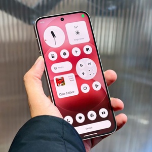 No Thing Phone 4A Pro 6.83 นิ้ว 144Hz รุ่นทั่วโลก สมาร์ทโฟน 5G แบตเตอรี่ 5080mAh ชิปเซ็ต Snap Dragon 7 Gen 4 ดีไซน์โดดเด่น - Product Image 4