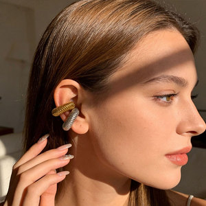 Pendientes de Moda de Acero Inoxidable 316L, Chapados en Oro de 14k y 18k, Pendientes Finos Tipo Brazalete, Sin Perforación, para Mujer - Product Image 3