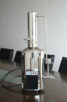 Distillateur d'eau électrique en acier inoxydable de qualité laboratoire, appareil de distillation robuste pour eau distillée pure