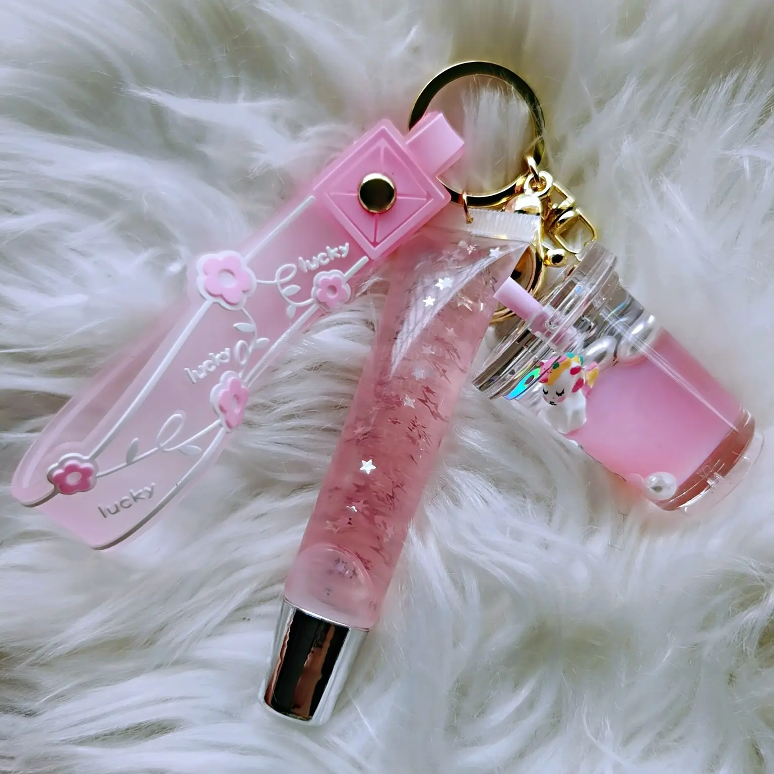 2023 Hot Mini Cute Milk Tee flasche Lip gloss Mit Tier Schlüssel bund Feuchtigkeit spendendes Lip gloss Öl Kinder Lip gloss Balsam