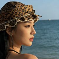 Sombreros de Fiesta con Estampado de Leopardo al por Mayor, Gorras y Sombreros con Logotipo Personalizado para Grupos y Festivales