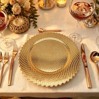 Assiette de présentation vintage ronde en plastique doré perlé, décorée en relief, pour mariage, banquet, restaurant, décoration de table
