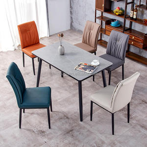 Sillas de Comedor Modernas de Lujo en Cuero Sintético Ecológico, Asientos Cómodos, Fáciles de Limpiar, Patas de Metal, Respaldo Plegado, Color Personalizado - Product Image 3