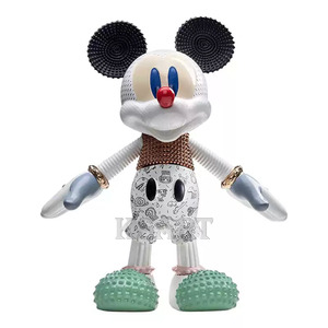 Los Nuevos Adornos y Esculturas Creativas de Mickey son Adecuados para Salas de Exposiciones y Artículos de Decoración del Hogar. - Product Image 6