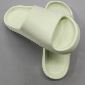 Đồ mới về <span class=keywords><strong>2025</strong></span>: Phụ kiện trang trí dép quai hậu, dép đi biển nữ, chất liệu EVA chống trơn, nhẹ, mùa hè - Product Image 1