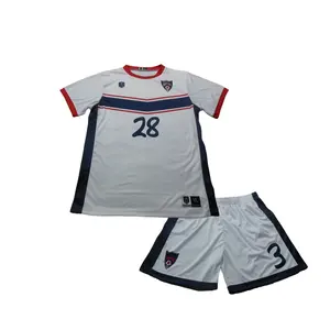 사용자 정의 자신의 디자인 승화 패션 축구 유니폼 세트 축구 저지 Teamwear