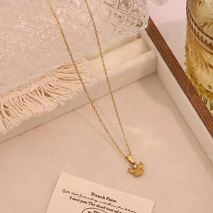 Collar con Colgante de Cruz de Mariposa y Flor de Acero Inoxidable 304 Chapado en Oro de 18K de Alta Calidad, Diseñado para Mujeres, Temporada de Bodas - Product Image 5