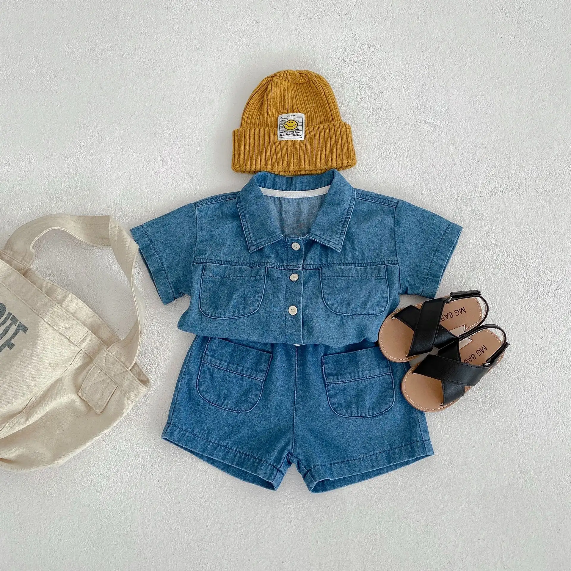 Ensemble d'été pour bébés Denim Short à manches courtes pour enfants Top Shorts 2 Piece Fashion Baby Clothes