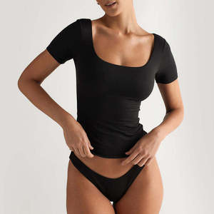 Fabricants de vêtements, vêtements de sport personnalisés pour femmes, vêtements de fitness, col profond, doux, coupe ajustée, manches courtes, t-shirts - Product Image 2