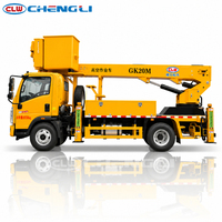 Truk Platform Kerja Udara Terisolasi HOWO 4x2 20m dengan Bucket Terpasang di Depan, Telescopic Boom Lift untuk Perawatan Saluran Listrik