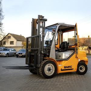 Montacargas Diésel SNSC de <span class=keywords><strong>3</strong></span> y <span class=keywords><strong>3</strong></span>.5 Toneladas con Mástil Triple de 6M - Product Image 3