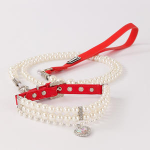 Conjunto de correa de cuello de cuero para perros y gatos pequeños, colgante con cuentas de alambre de acero, estilo Simple, patrón sólido acolchado para la comodidad de las mascotas - Product Image 3