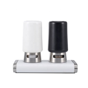 Ensemble de poivre et salière 3 en 1, jeu gracieux, pratique et magique, décoratif, pour la cuisine - Product Image 1