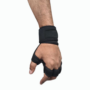 Guantes de fitness de medio Dedo de alta calidad Guantes de gimnasio de ejercicio de entrenamiento ventilados para hombres y mujeres al por mayor de Pakistán - Product Image 3