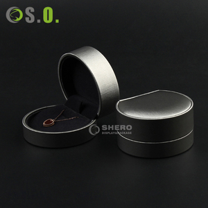 High End Pu Leather Half Moon Jewelry Box <b>Set</b> for Diamond Jewelry with Multiple Color Options For Jewelry Store - Product Image 6