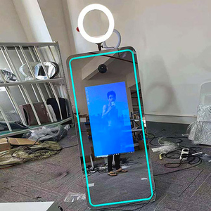 Cabine photo miroir magique vocale avec éclairage circulaire de 70 pouces compatible avec tous les téléphones, avec trépied et housse à thèmes - Product Image 1