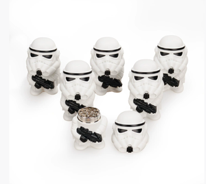 Molinillo de Metal Personalizado con Temática de <span class=keywords><strong>Star</strong></span> <span class=keywords><strong>Wars</strong></span> - Construcción de Aleación de Zinc de 3 Cámaras, Grabado Láser de <span class=keywords><strong>Stormtrooper</strong></span> - Product Image 2