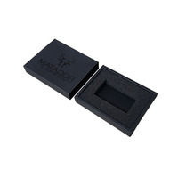 Boîte télescopique en papier biodégradable et écologique, noir mat, avec couvercle et base, résistante à la graisse, logo argenté gaufré et débossé, finition brillante