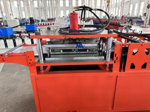 آلة تشكيل حواف السقف المائلة المخصصة من المصنع، آلة صنع حواف السقف المربعة - Product Image 4