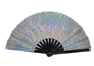 Abanico de Mano Grande de Bambú Premium de 33 cm con Diseño de Araña Altamente Reflectante y Técnica Pintada para Fiestas - Product Image 3