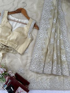 Elegante Sari de Poliéster de Diseñador Jimmy Chu con Bordado de Hilo Codificado, Combinado con Blusa Sin Coser para un Estilo Glamuroso en Fiestas Festivas - Product Image 5