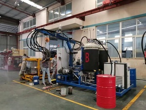 Máquina de inyección de poliuretano de alta presión, cama de hospital de PU, colchón de masaje, silla de oficina - Product Image 4